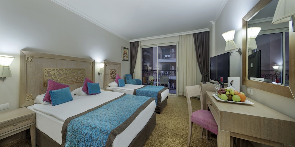 Standard Room with Bunk Bed