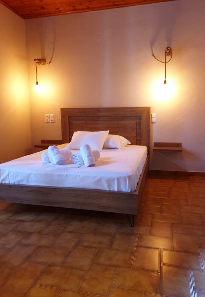 Comfort Room, Balcony (Room With Balcony 12)