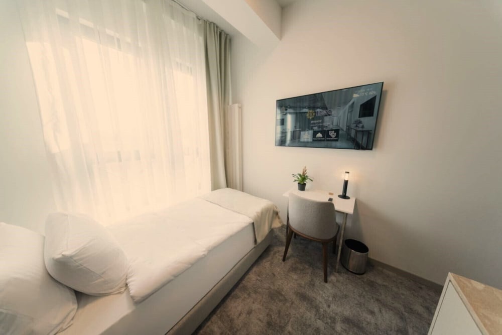 Basic Single Room, 1 Twin Bed, City View