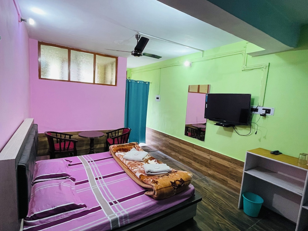 Deluxe Room, Balcony, City View photo 1