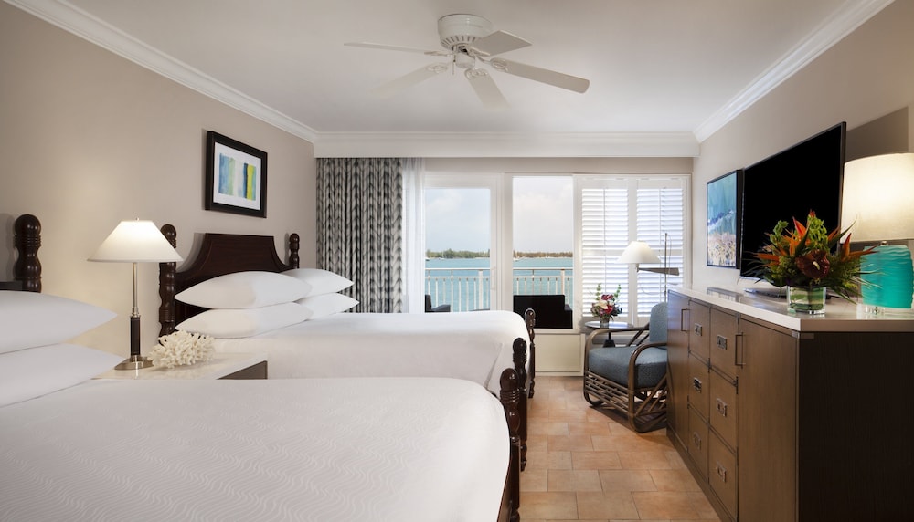 Room, 2 Queen Beds, Oceanfront - Photo 7