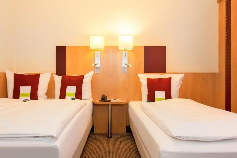 Standard Triple Room - Photo 6