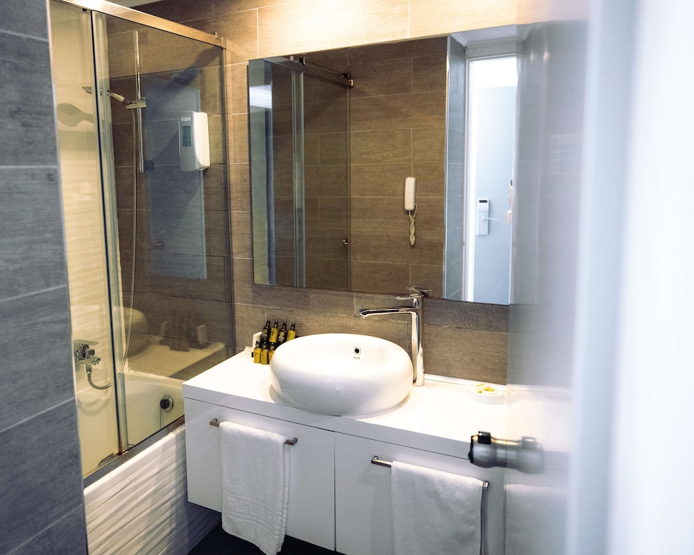 Superior Room - Photo 9