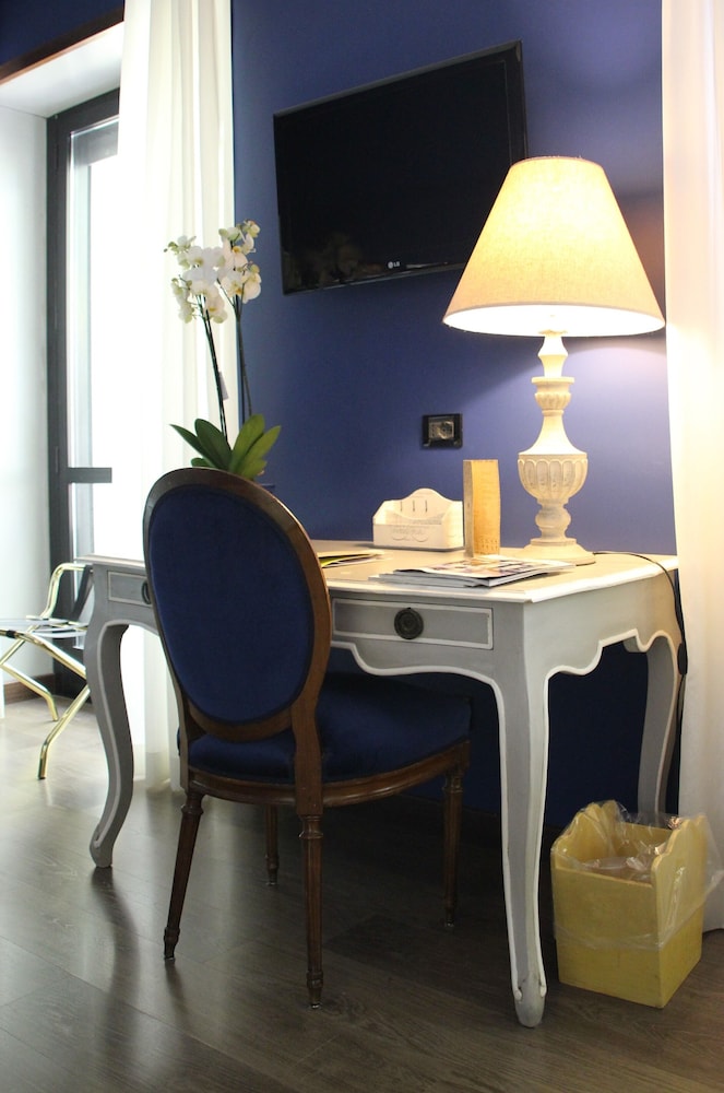Superior Double or Twin Room photo 2
