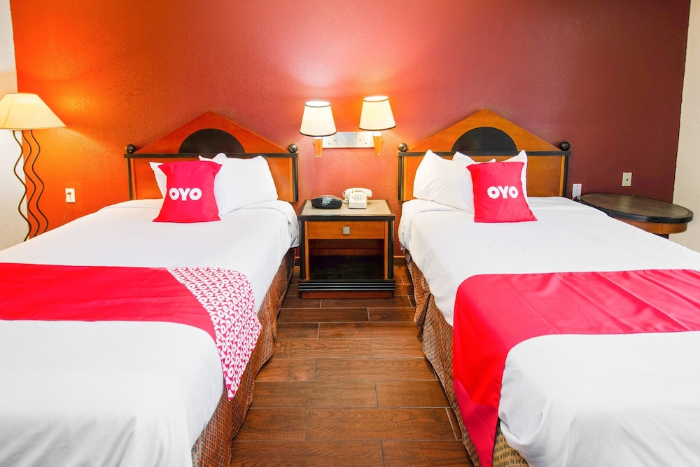 Room, 2 Double Beds photo 3