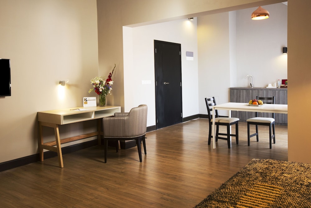 Superior Double Room - Photo 2