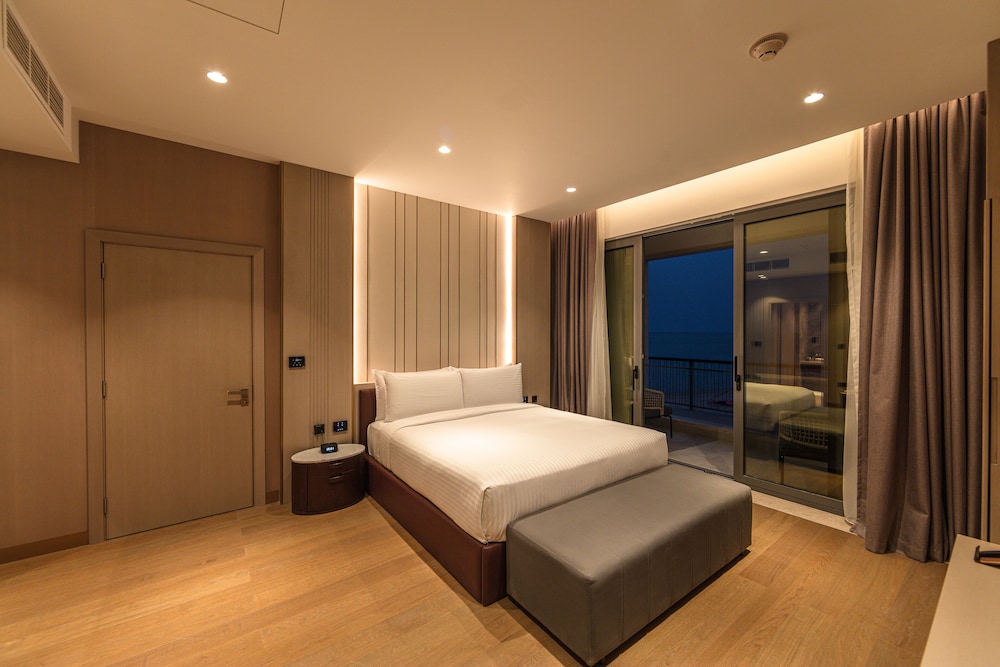 Superior Villa, 2 Bedrooms (Meryal Waterpark Access) - Photo 2