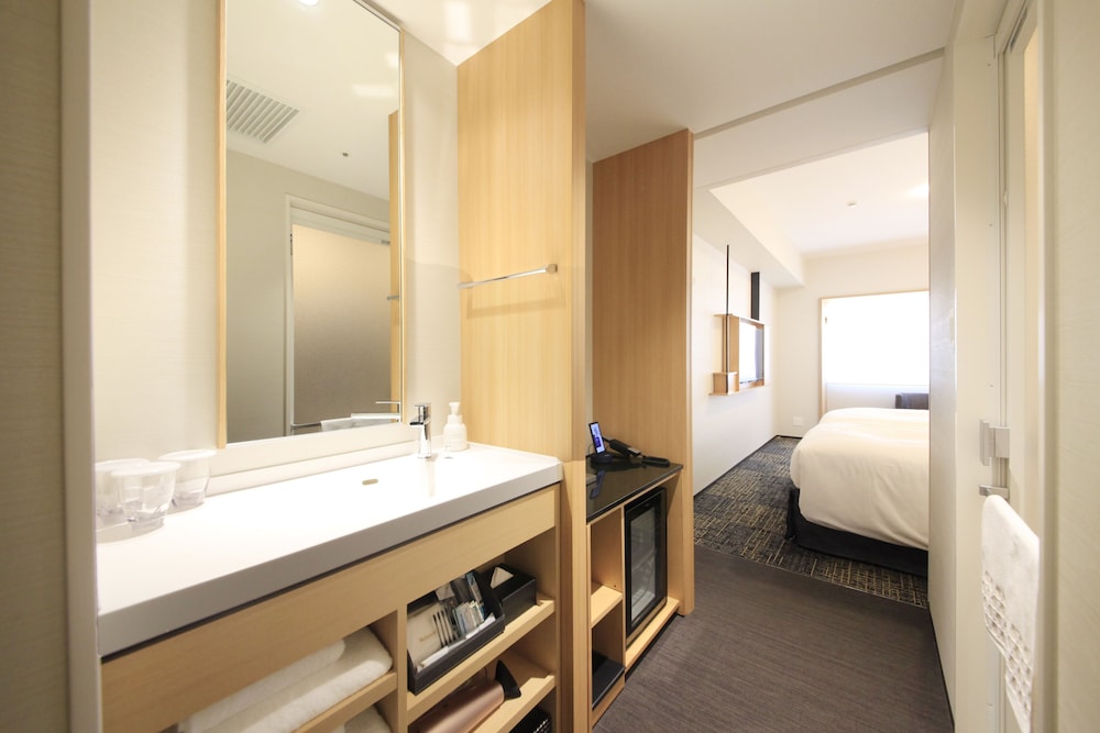 Corner Triple Room, Non Smoking - Photo 2