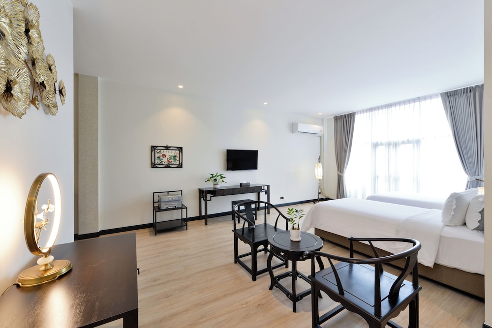 Family Studio Suite photo 3
