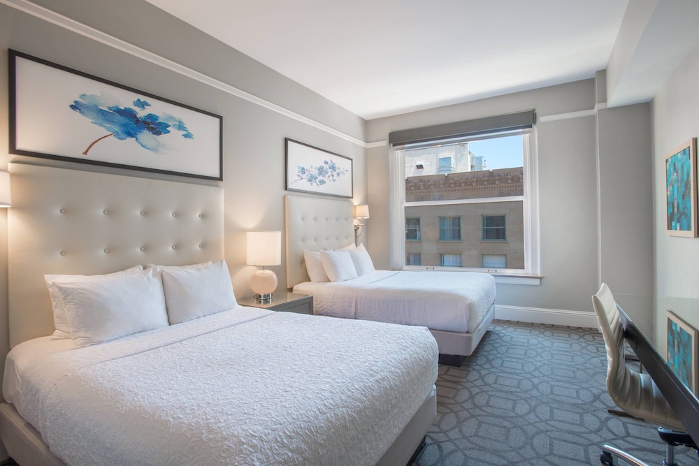 Room, 2 Queen Beds (Mobility Accessible, Roll-in Shower) - Photo 3