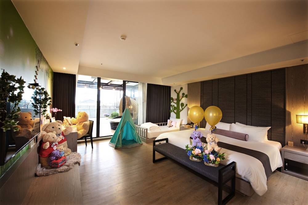 Geranium Sky Suite photo 1