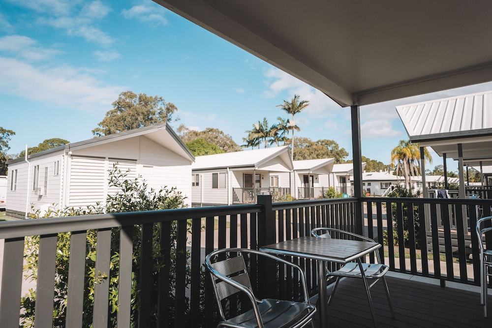 2 Bedroom Villa - Sleeps 6 photo 3