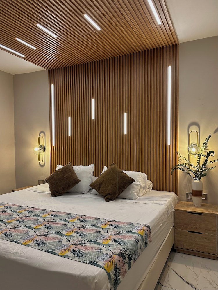 Deluxe Double Room, 1 Double Bed photo 2