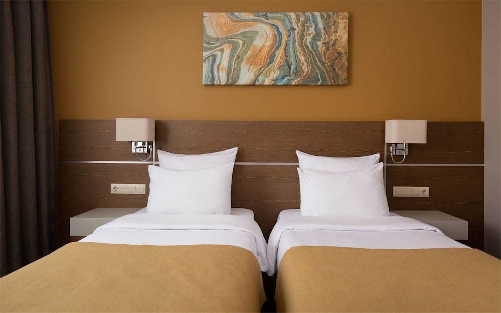 Basic Double Room photo 2