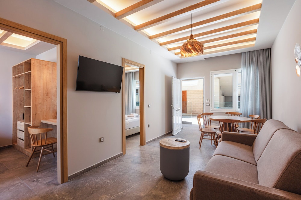 Premium Apartment, 2 Bedrooms, City View