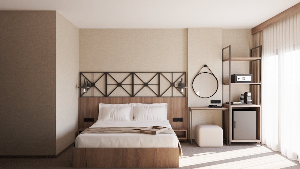 Standard Double or Twin Room, Balcony, Garden View