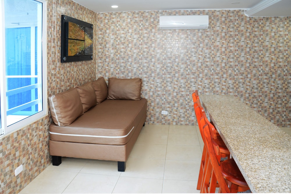 Family Apartment, Balcony, Ocean View photo 2