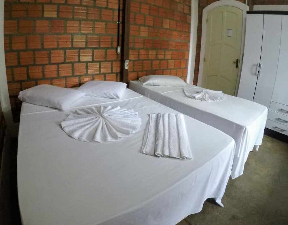 Classic Triple Room, Balcony, Partial Lake View photo 1