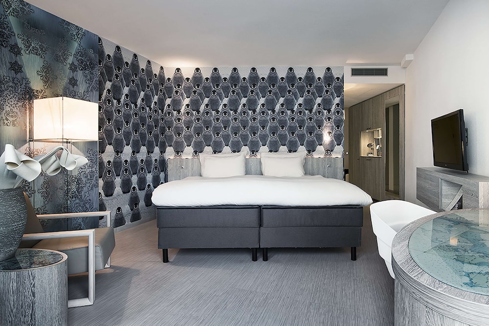 Room, 3 Twin Beds (Triple City XL)