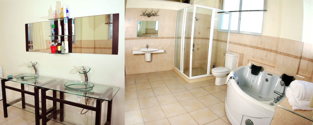 Premier Double Room Attached Bathroom photo 2