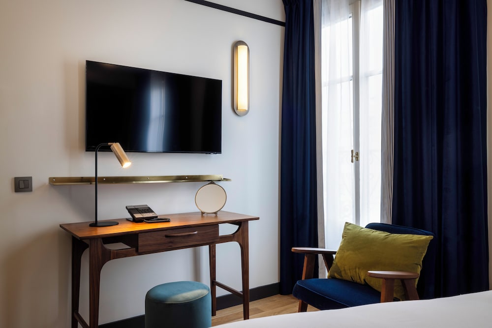 Family Suite, City View photo 3