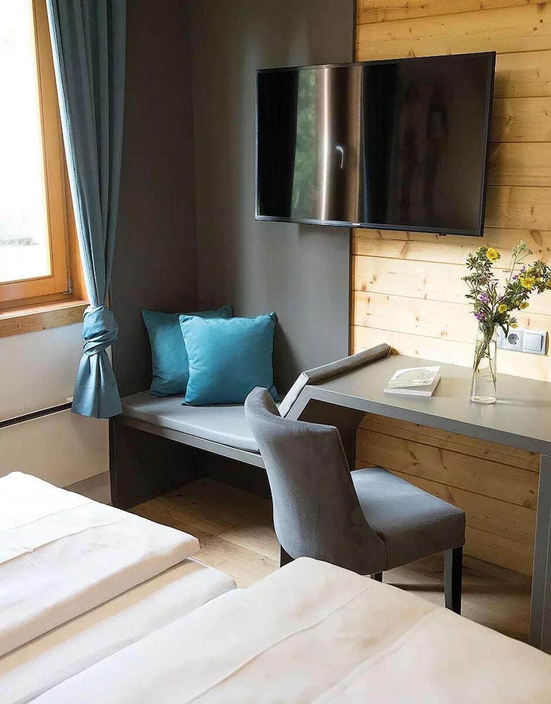 Comfort Chalet, Non Smoking, Mountain View photo 1