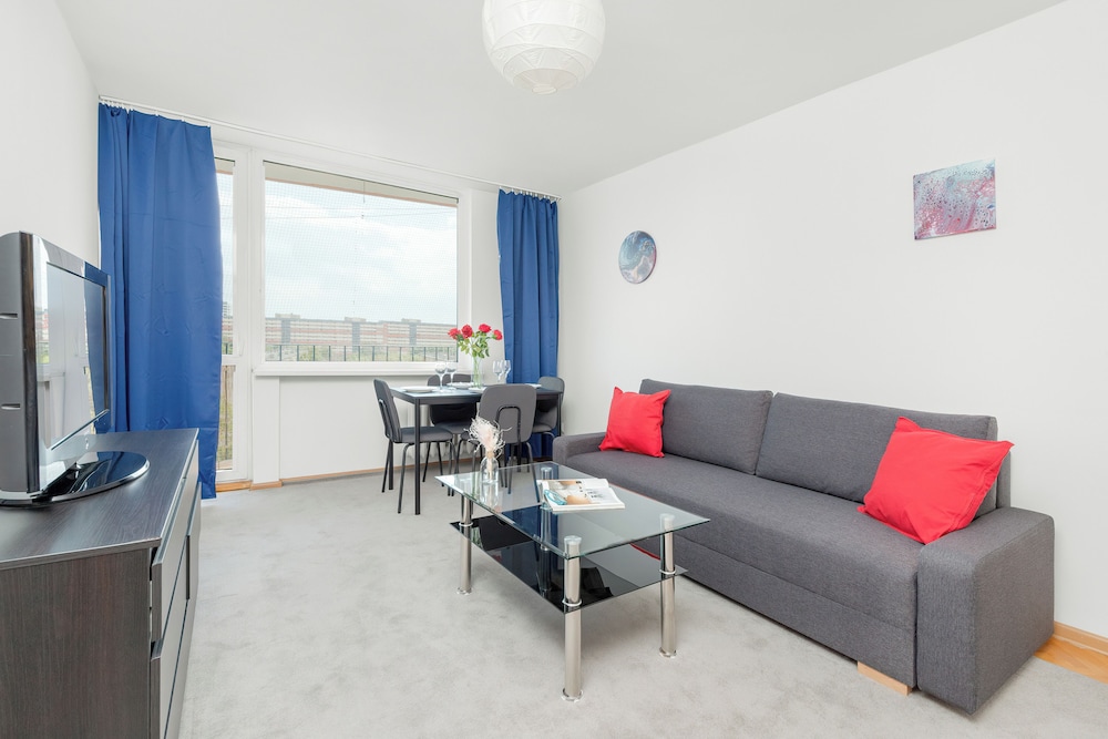 Apartment, 2 Bedrooms, Balcony, Sea Facing