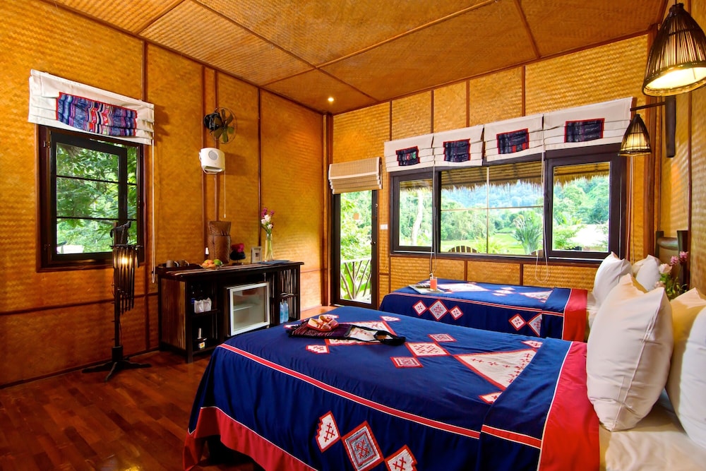 Superior Room, 2 Twin Beds - Photo 1