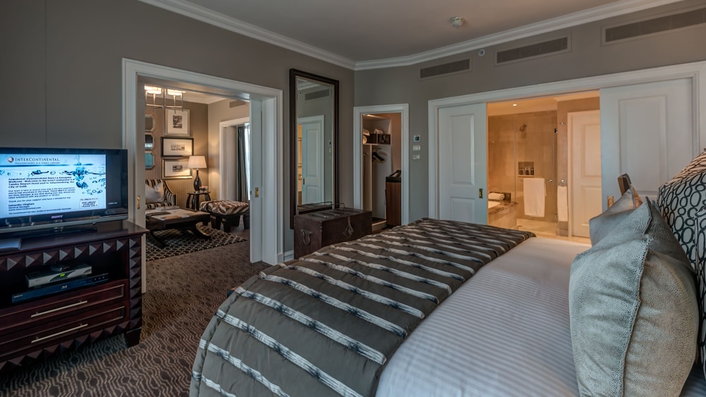 Presidential Suite photo 2