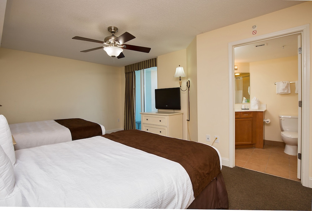 Condo, 3 Bedrooms (Beach View) photo 3