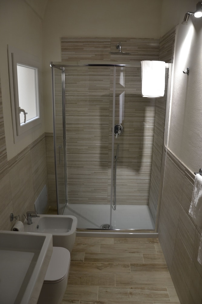 Deluxe Triple Room, Multiple Beds, City View (Torre di Ligny) photo 2