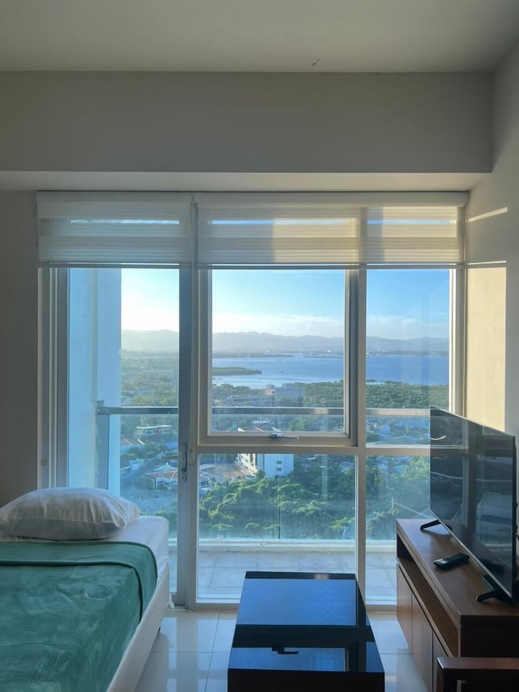Panoramic Condo, Balcony, Beach View photo 2
