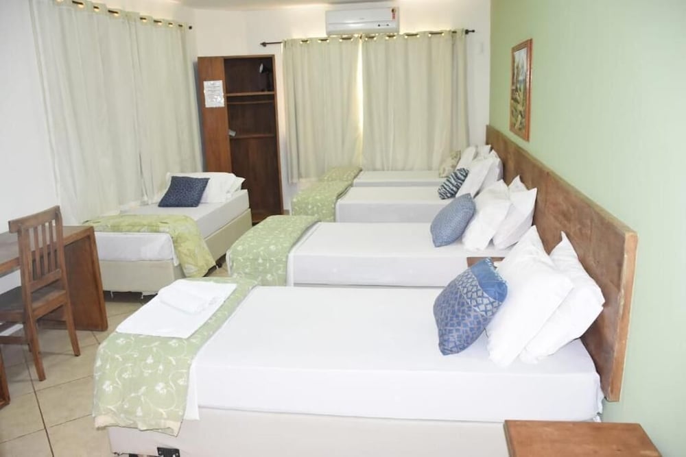 Standard Room, Multiple Beds photo 2