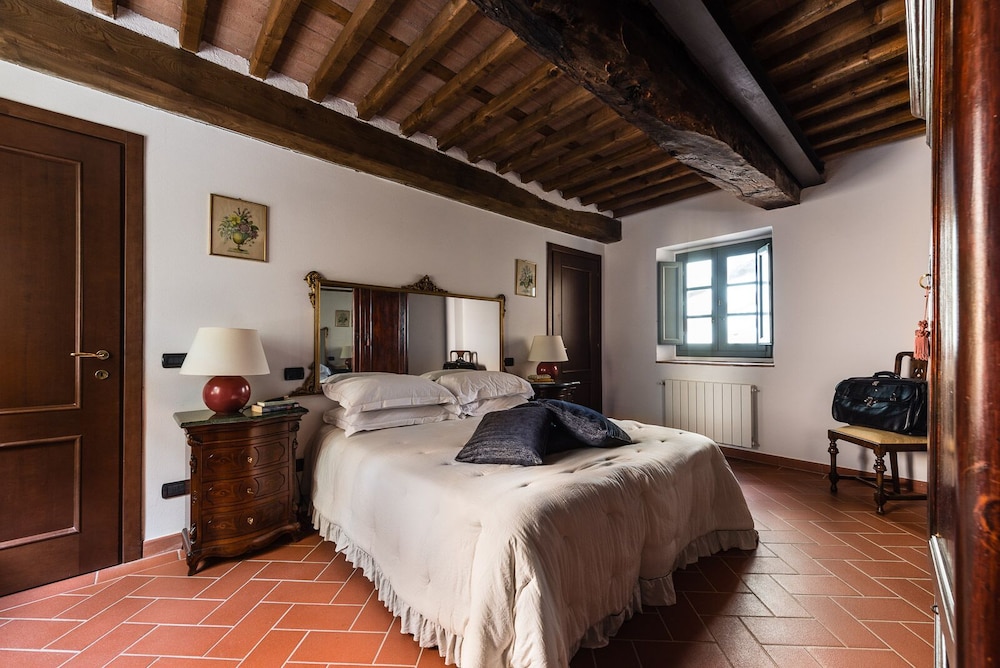Deluxe Apartment, 3 Bedrooms, 2 Bathrooms, Garden View