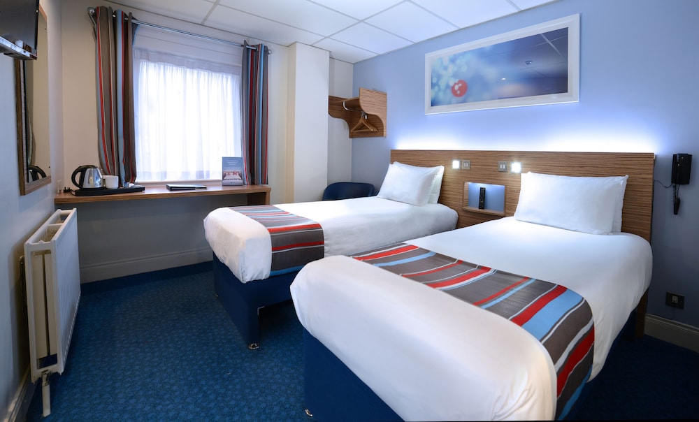 Standard Room, 2 Twin Beds - Photo 2