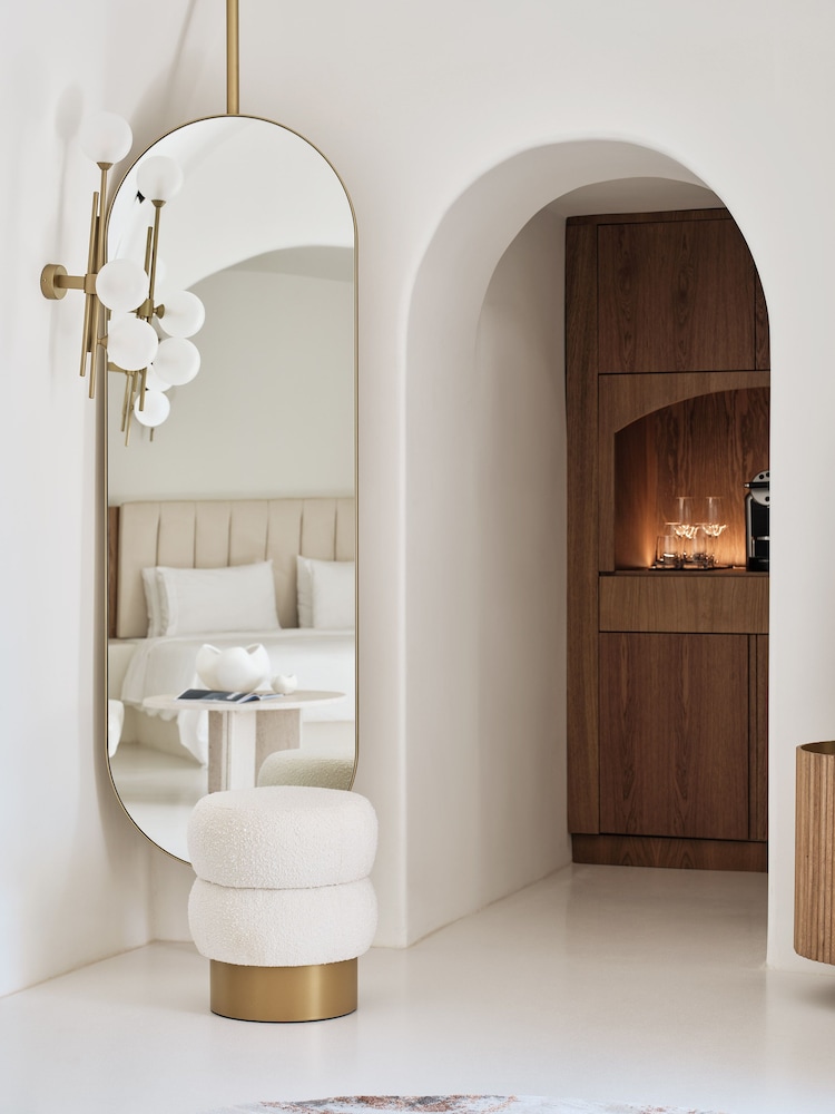 Cave Pool Suite - Photo 1