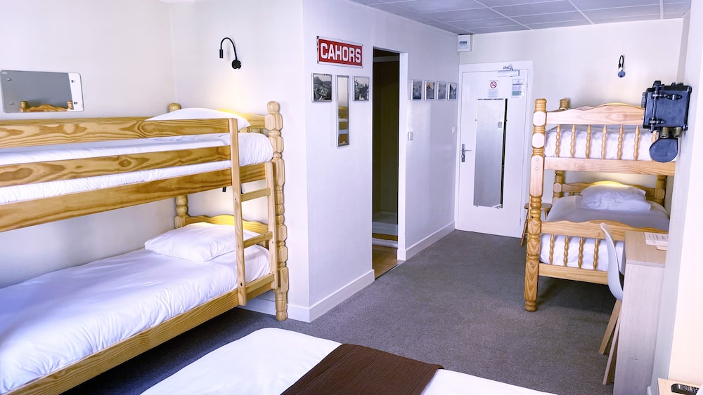 Classic Room, Multiple Beds photo 1