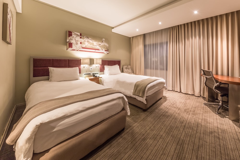 Standard Room, 2 Twin Beds - Photo 20