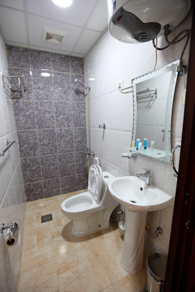 Standard Suite, 1 Bedroom photo 3