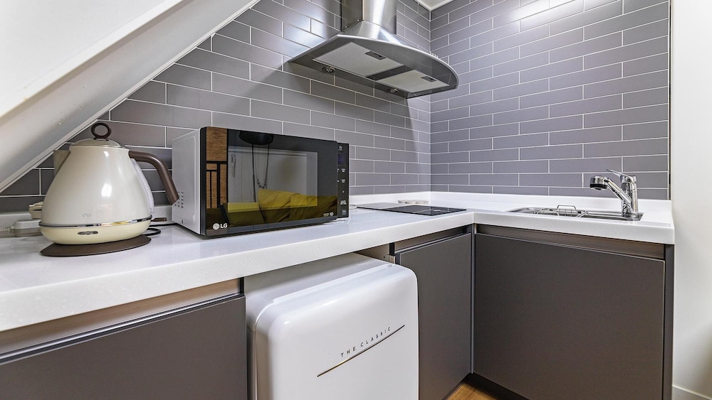 Basic Room, 1 Bedroom (303 (ocean view)) - Photo 8