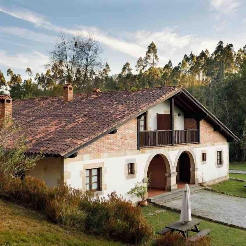 Cabaña Familiar, Baño Privado, Vista al Jardín (Tierra)