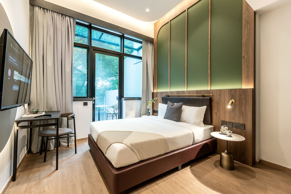 Deluxe Double Room, 1 Queen Bed, Balcony