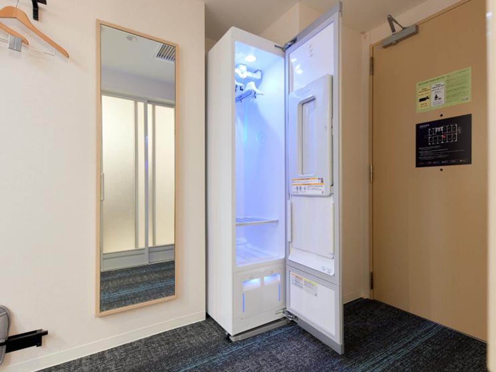 Marine Room (Deluxe Double) - Photo 3
