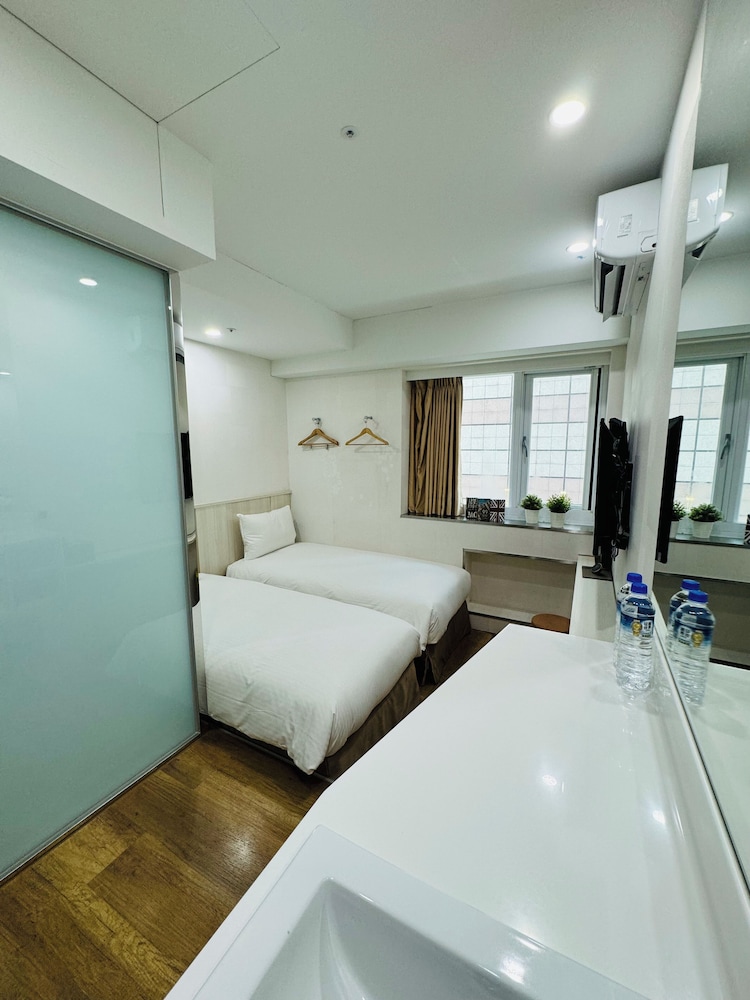 Twin Room photo 1