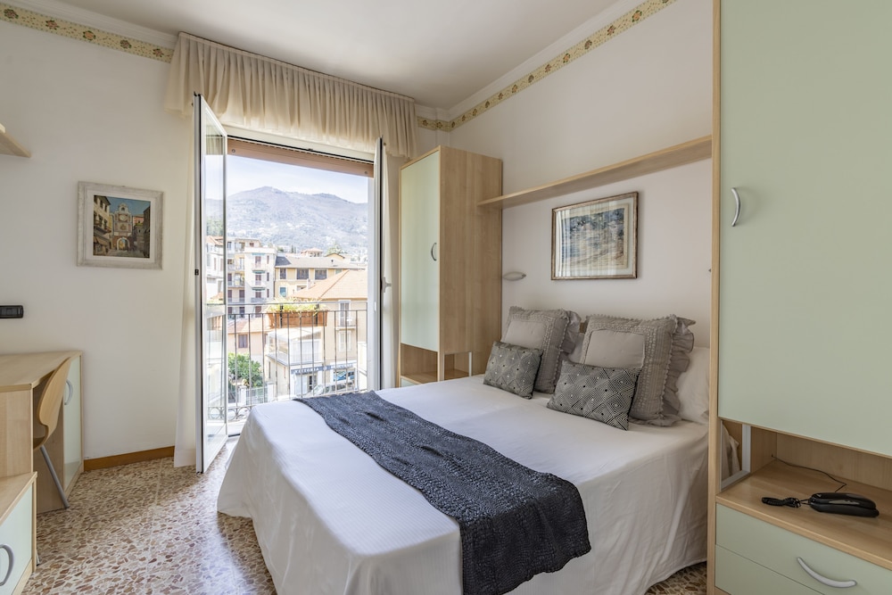 Standard Double or Twin Room, Annex Building photo 1