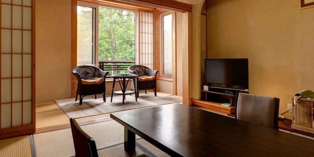 Japanese-Style Room - New Building photo 1