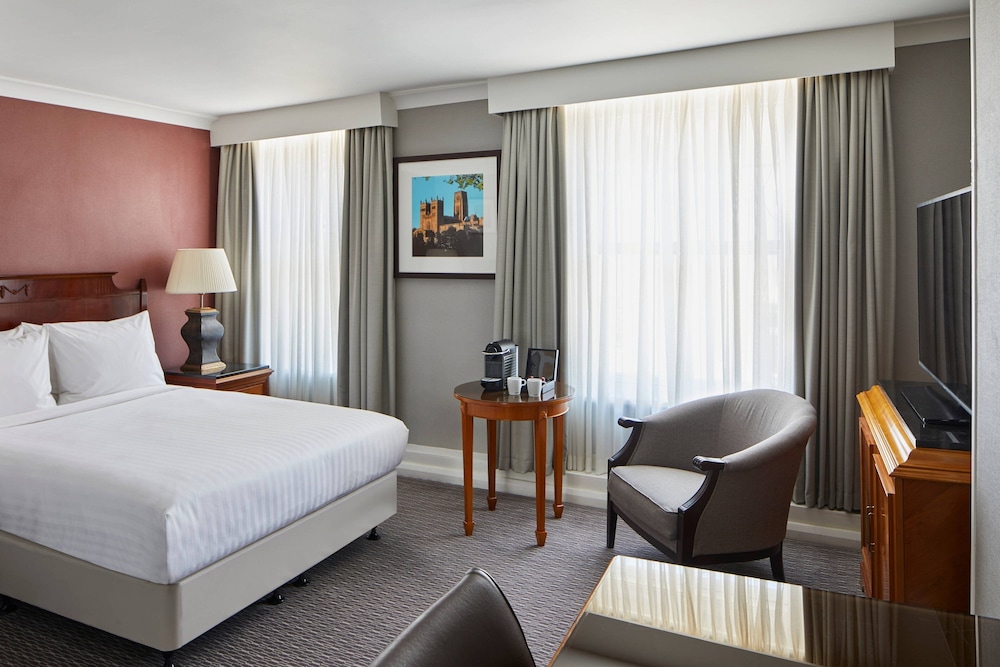 Superior Room, 1 Queen Bed - Photo 1
