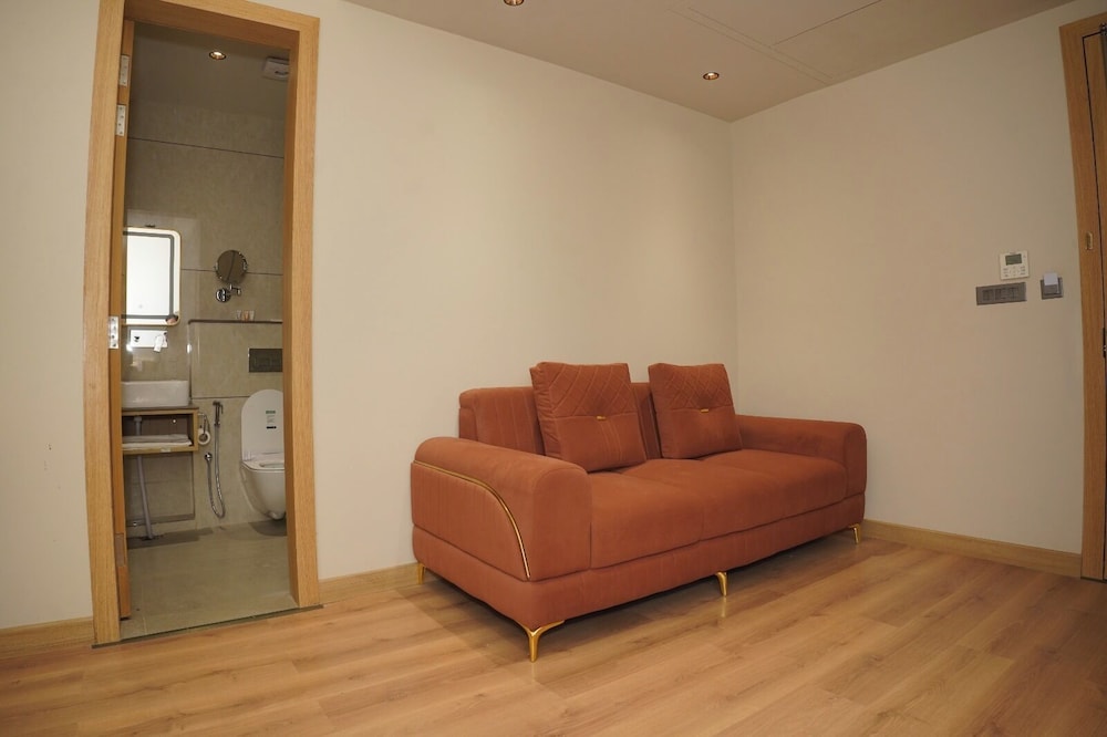 Executive Room, City View