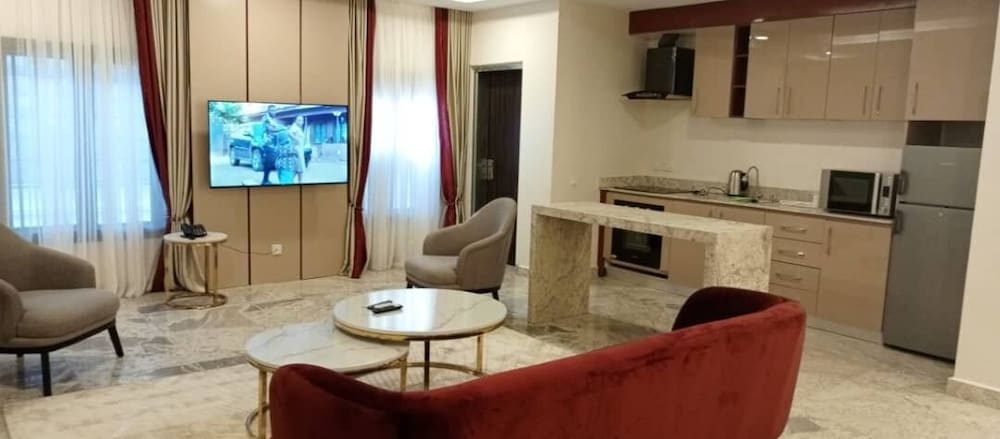 Presidential Apartment photo 2