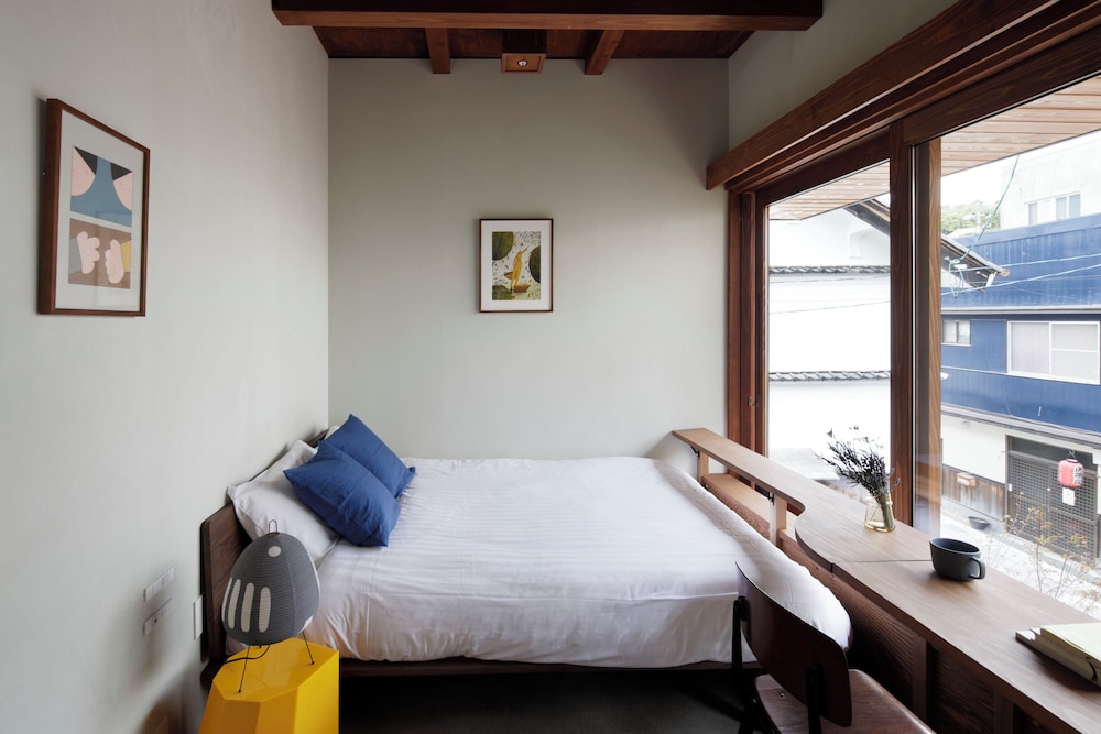Double Room, 1 Double Bed, Shared Bathroom